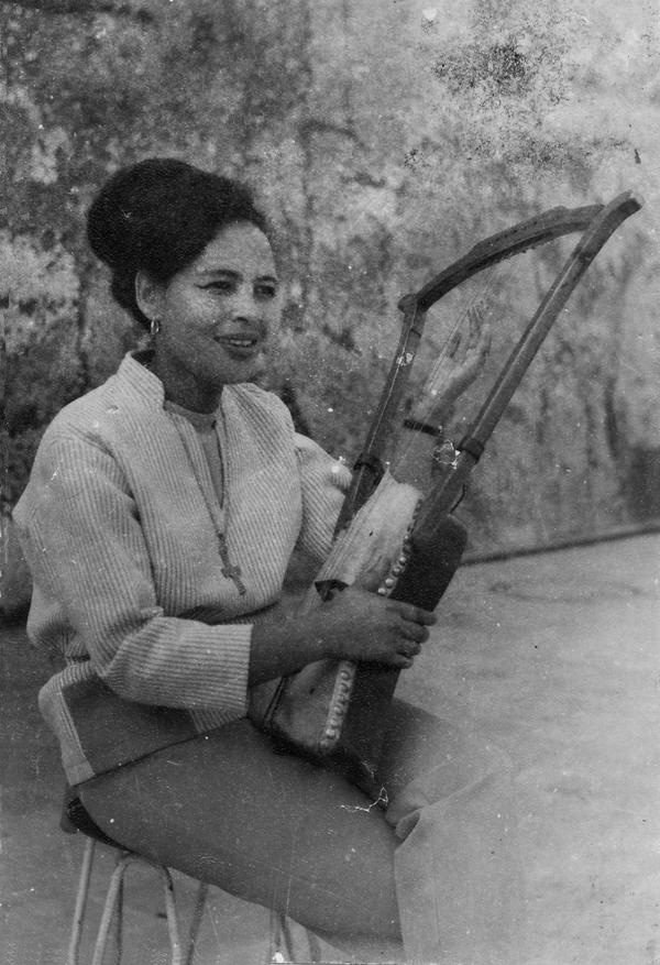 የክራሯ ንግሥት አስናቀች ወርቁ, Asnakech Worku