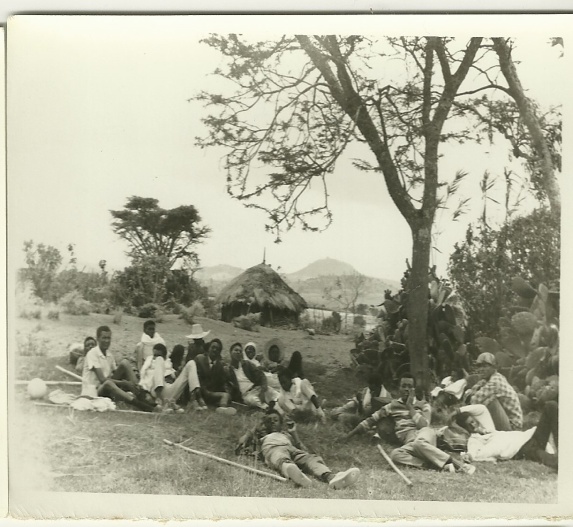 እኔና ሽመሌ ተበስተፊት ... ድካሙ ሽቅብ ቁልቁል እያነሳ ሲጥለን