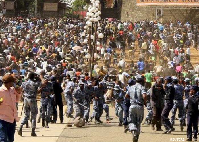 የፌዴራል ፖሊስ ሠላማዊ ሰልፈኞችን ሲበትን