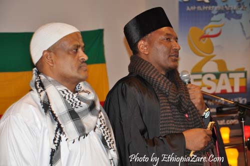 አቶ ሶፊያን (በግራ)፣ ቀሲስ ፍሰኀ (በቀኝ) 