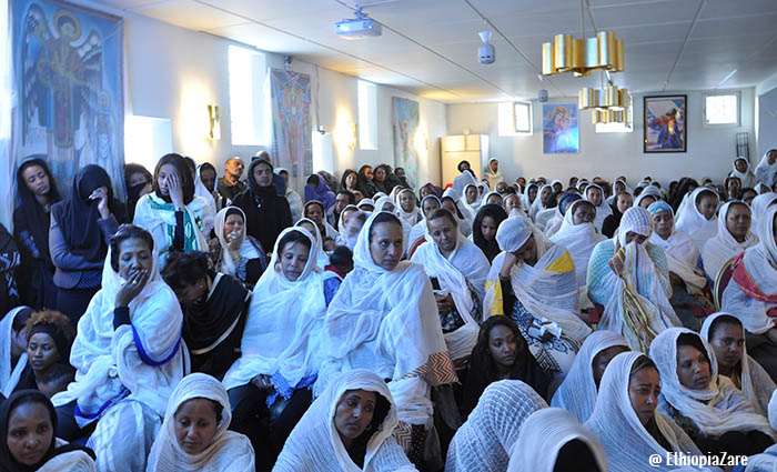 በስቶክሆልም መድኃኒዓለም ቤ/ክ በሊቢያ ለተገደሉ ወገኖቻችን ጸሎት ላይ የተገኙ ምዕመናን