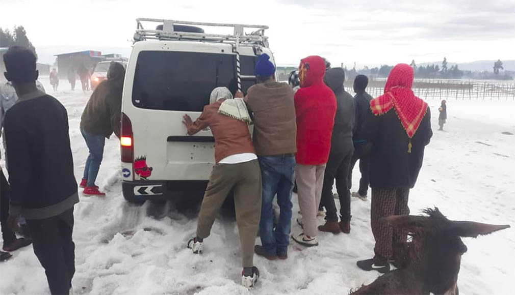 ዛሬ የበረዶ ክምር የወረራት አሾካ ቀበሌ፣ ምዕራብ አርሲ ዞን ኮፈሌ ወረዳ