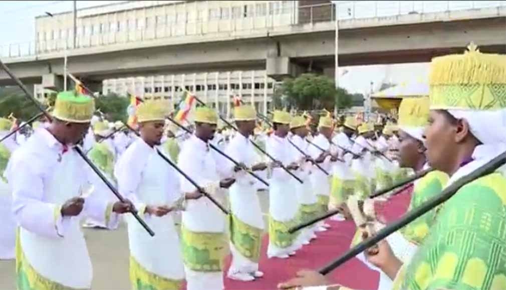 የደመራ በዓል በአዲስ አበባ መስቀል አደባባይ ሲከበር