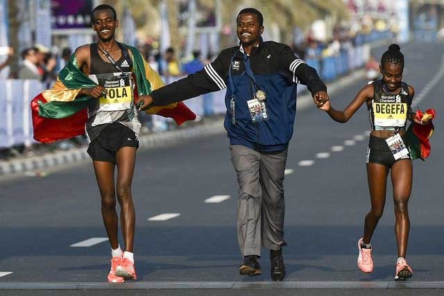 Dubai 2017 marathon winners Worknesh Degefa and Tamirat Tola